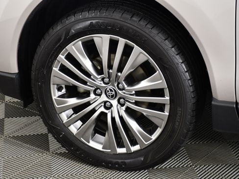 Used 2021 Toyota Venza Limited AWD/4WD image 53