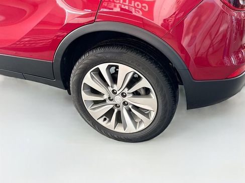 Used 2020 Buick Encore Preferred image 29