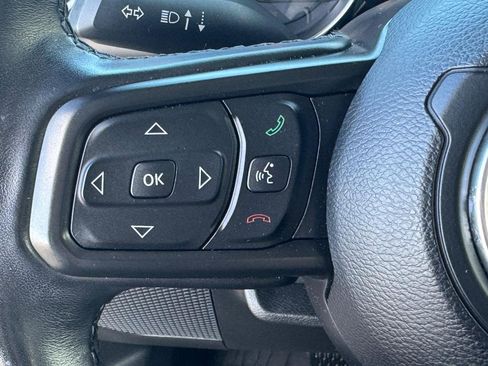 Used 2021 Jeep Gladiator Sport image 20