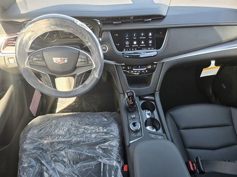 New 2026 Cadillac XT5 Luxury w/ LPO, Floor Liner Package image 16