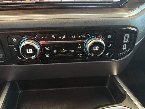 Used 2025 GMC Sierra 1500 SLT RWD image 24