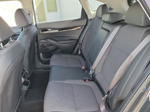 Used 2025 Kia Seltos S image 13