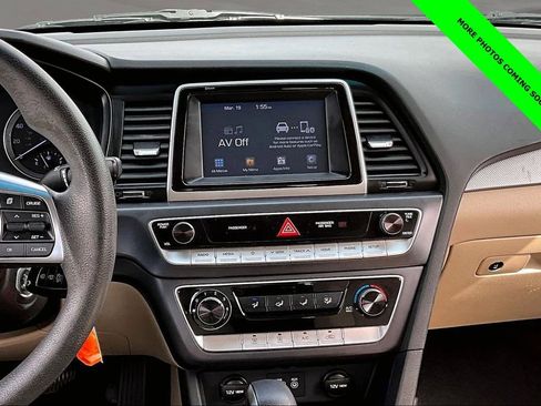 Used 2018 Hyundai Sonata SE FWD image 6