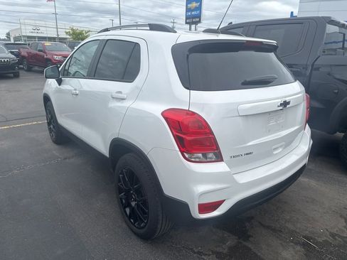 Used 2022 Chevrolet Trax LT w/ Sport Edition AWD/4WD image 4