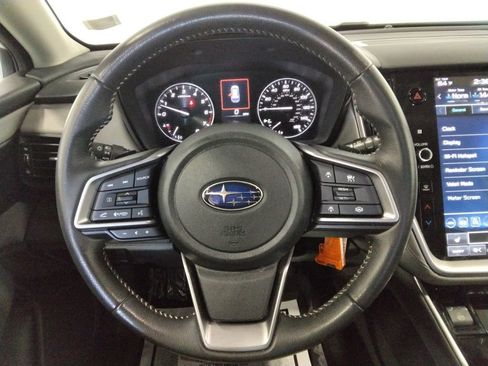 Used 2024 Subaru Outback Premium image 9