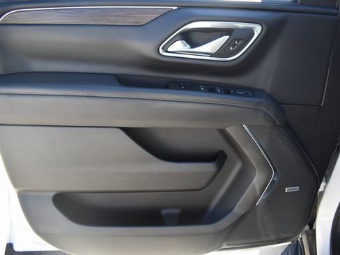 Used 2023 Chevrolet Tahoe LT image 12