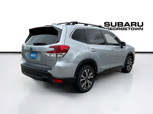 Used 2022 Subaru Forester Limited AWD/4WD image 7