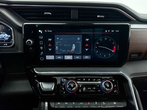 Used 2023 GMC Sierra 1500 Denali Ultimate image 25