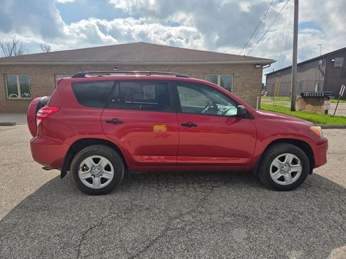 Used 2011 Toyota RAV4 4WD w/ Base L4 Extra Value Pkg image 4