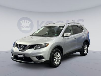 Used 2015 Nissan Rogue SV w/ SV Premium Package