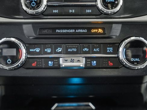 Used 2022 Ford F350 Platinum w/ Tremor Off-Road Package image 30