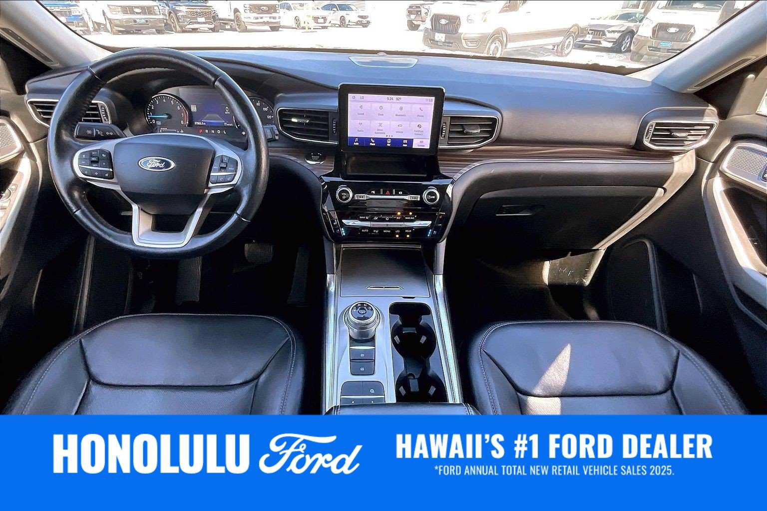 Used 2022 Ford Explorer Limited w/ Equipment Group 301A RWD image 10