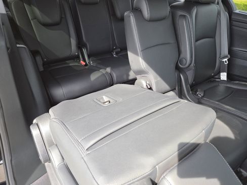 Used 2023 Honda Odyssey Touring image 25