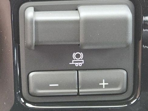 New 2026 Chevrolet Silverado 1500 High Country w/ Technology Package image 9