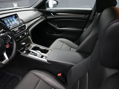 Used 2022 Honda Accord Sport image 16