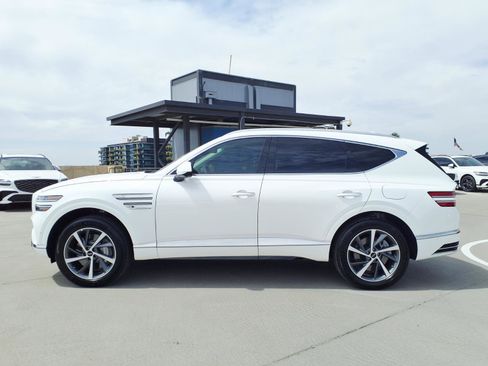 Certified 2026 Genesis GV80 3.5T Advanced AWD/4WD image 3