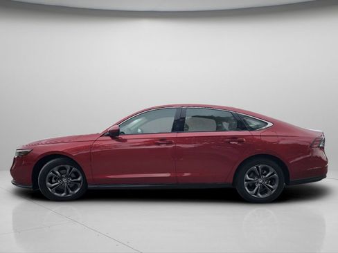 Certified 2023 Honda Accord EX image 21