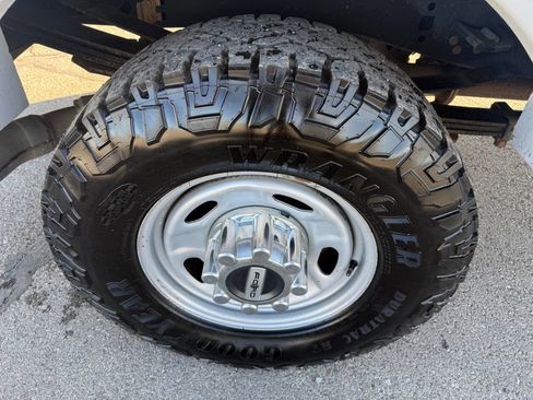 Used 2018 Ford F350 XL w/ Power Equipment Group image 11