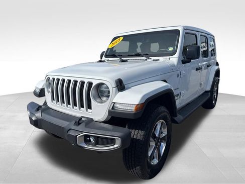 Used 2018 Jeep Wrangler Unlimited Sahara AWD/4WD image 2