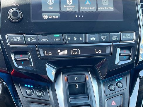 Used 2023 Honda Odyssey Elite image 16