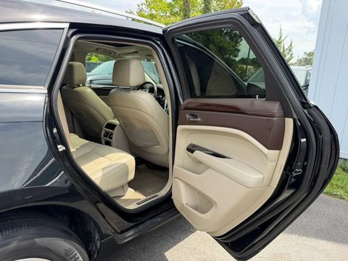 Used 2014 Cadillac SRX Luxury w/ Driver Awareness Package FWD image 13