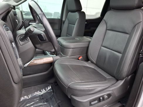 Used 2022 Chevrolet Silverado 1500 LT Trail Boss w/ Convenience Package II image 13