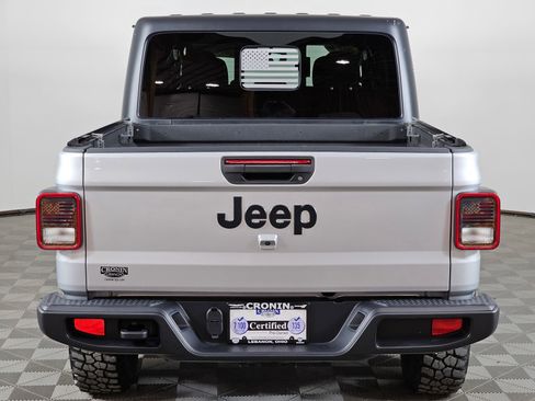 Used 2022 Jeep Gladiator Sport AWD/4WD image 31