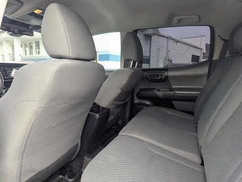 Used 2020 Toyota Tacoma 4x4 Double Cab image 30