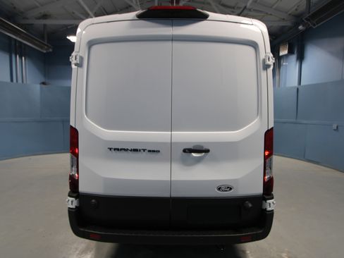 New 2026 Ford Transit 350 148 Medium Roof image 22