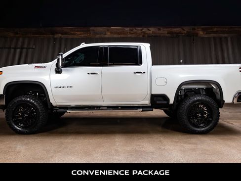 Used 2022 Chevrolet Silverado 2500 LTZ w/ LTZ Plus Package image 6