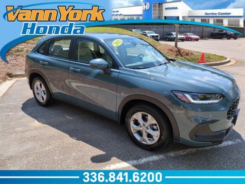 Certified 2025 Honda HR-V LX image 1