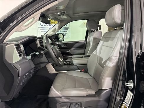Used 2024 Toyota Tundra Limited image 17