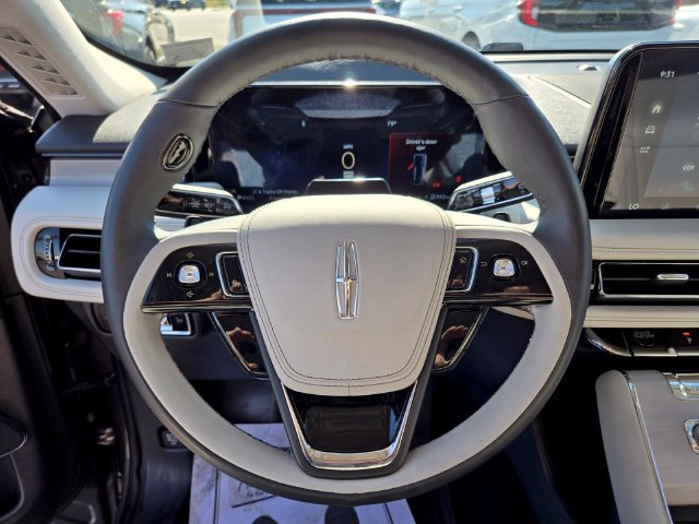 Used 2025 Lincoln Aviator Reserve w/ Illumination Package AWD/4WD image 33