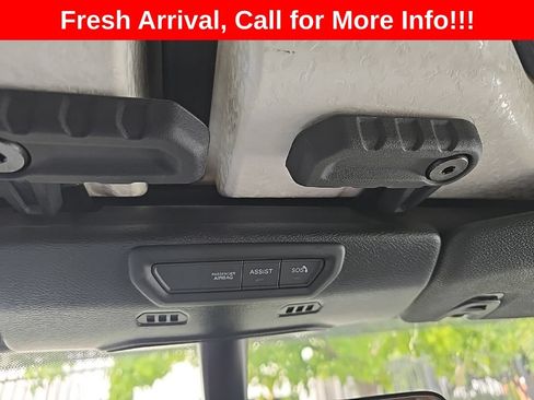 Used 2020 Jeep Wrangler Unlimited Sahara AWD/4WD image 17