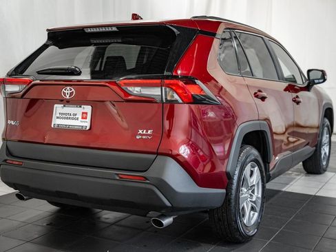 Used 2025 Toyota RAV4 XLE image 4