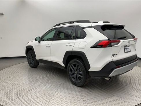 Used 2024 Toyota RAV4 Adventure image 4