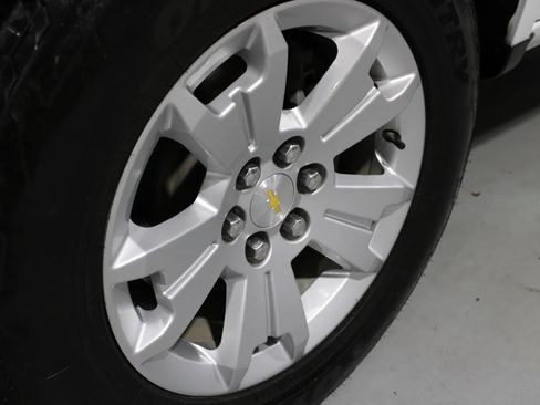 Used 2022 Chevrolet Colorado LT w/ Fleet Safety Package AWD/4WD image 35
