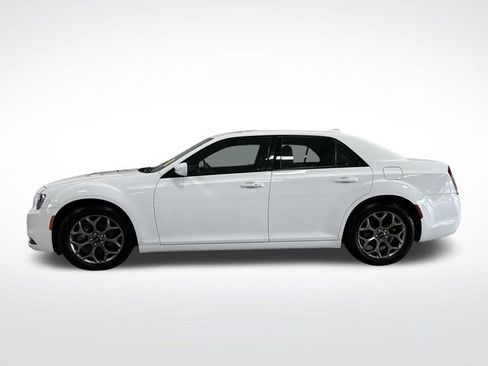 Used 2017 Chrysler 300 S image 11