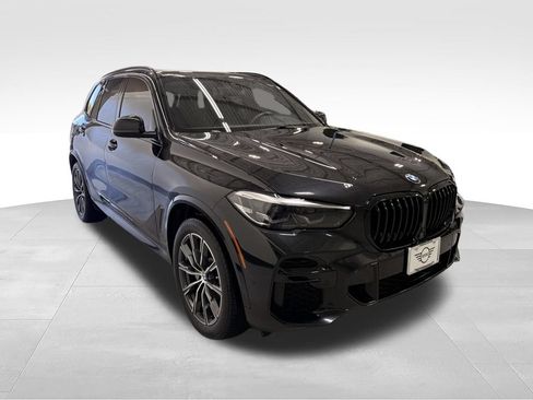 Used 2022 BMW X5 xDrive40i w/ M Sport Package AWD/4WD image 7