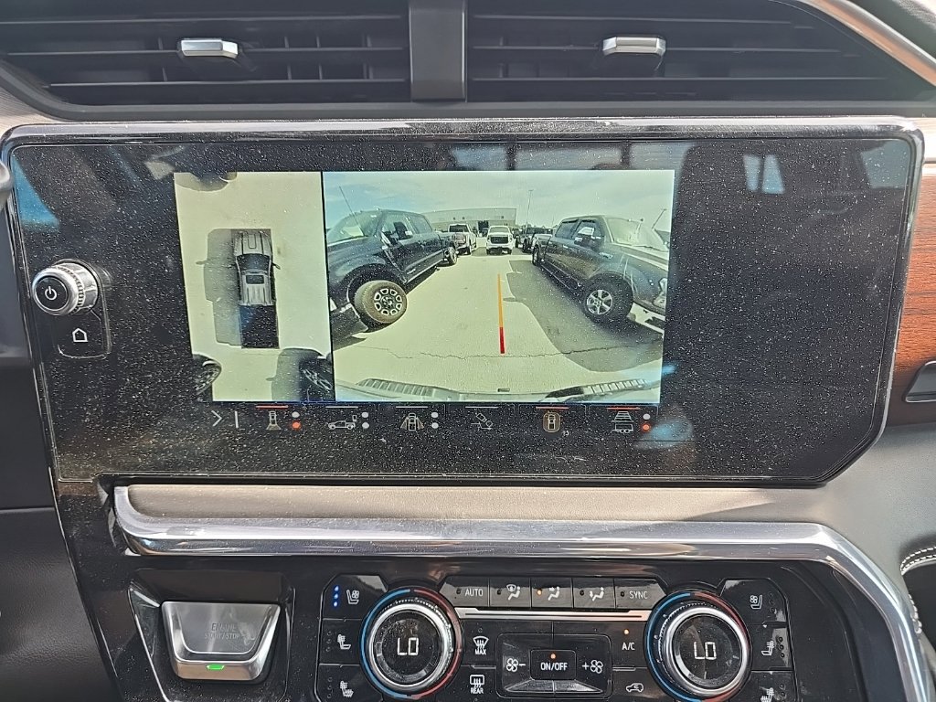 Used 2024 GMC Sierra 2500 Denali Ultimate AWD/4WD image 27
