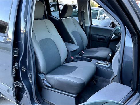 Used 2015 Nissan Xterra S image 8