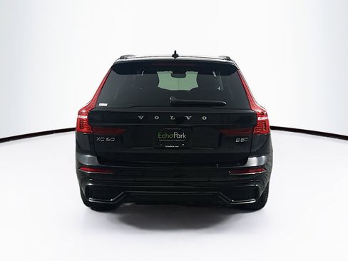 Used 2024 Volvo XC60 B5 Core w/ Climate Package image 7