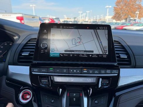 New 2026 Honda Odyssey Touring image 18
