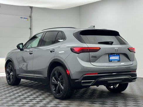 Used 2025 Buick Envision Sport Touring image 9