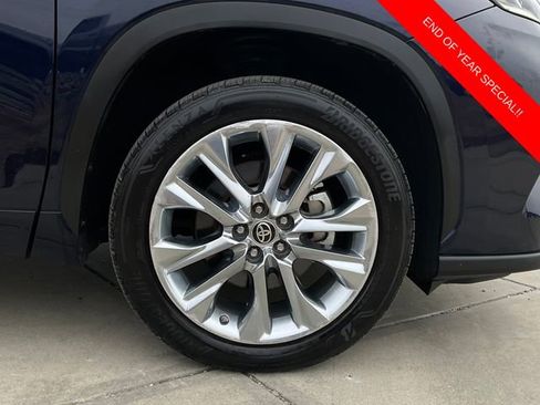 Used 2020 Toyota Highlander Limited image 9