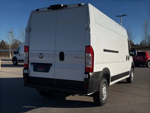 New 2026 RAM ProMaster 2500 w/ Convenience Group image 5