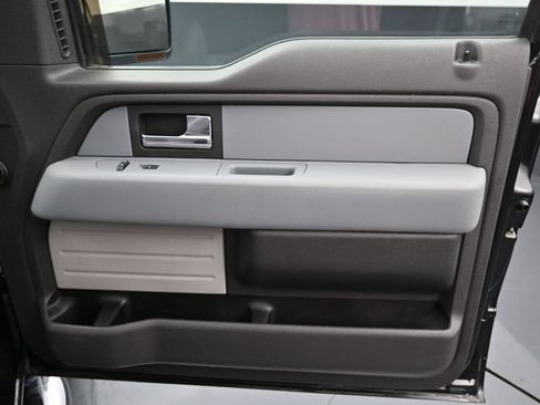 Used 2013 Ford F150 XLT w/ XLT Chrome Pkg AWD/4WD image 32