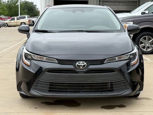Used 2024 Toyota Corolla LE image 8