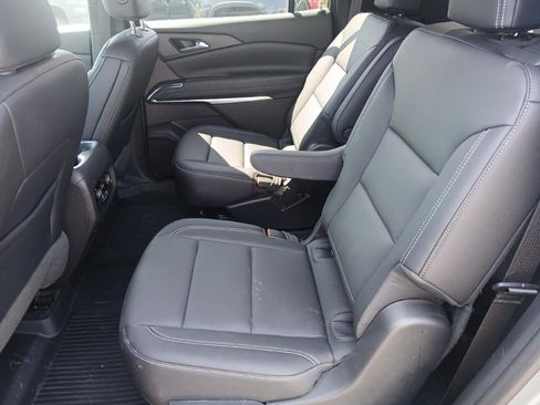 Used 2026 Chevrolet Traverse LT w/ Driver Confidence Package AWD/4WD image 15