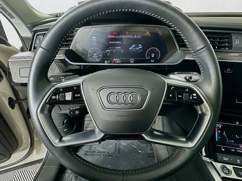 Used 2021 Audi e-tron Premium w/ Convenience Plus Package image 19